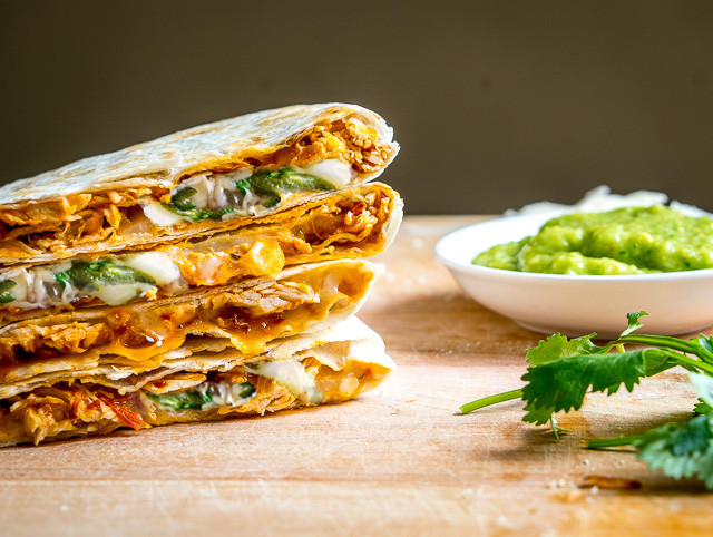 Tingadillas – Cheesy Chicken Tinga Quesadillas