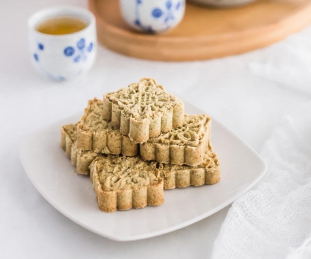 Chinese Macau-Style Mung Bean Almond Cookies