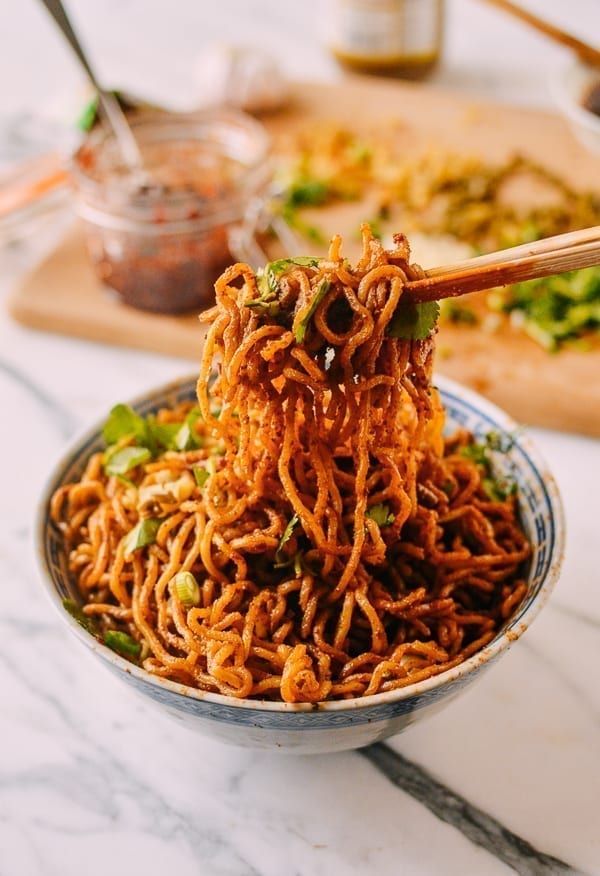 Hot Dry Noodles (Re Gan Mian, 热干面)